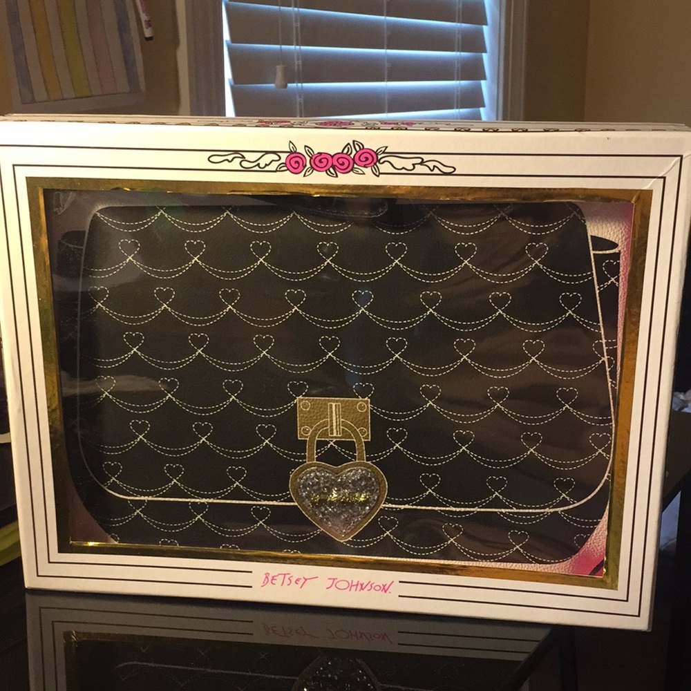 Betsey Johnson Kitsch Black Pouch